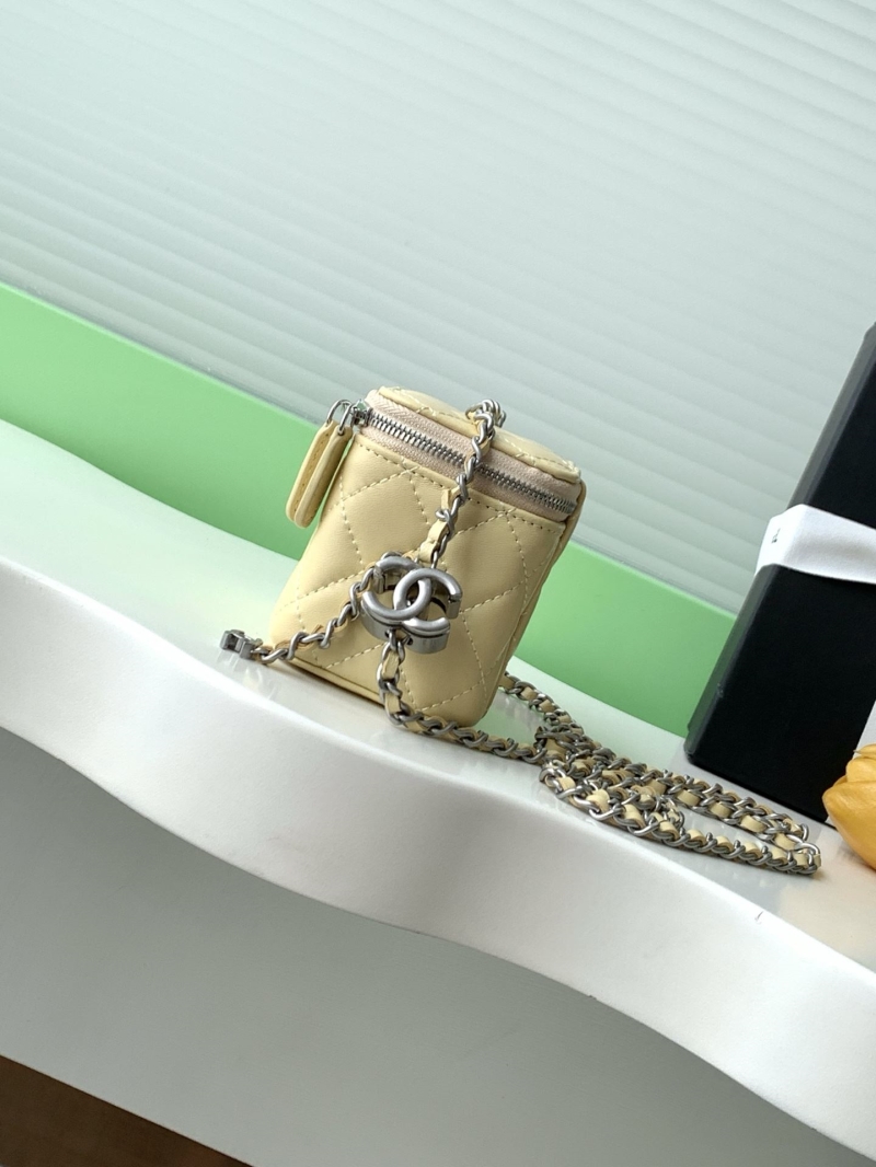 Ch**el cosmetic bags